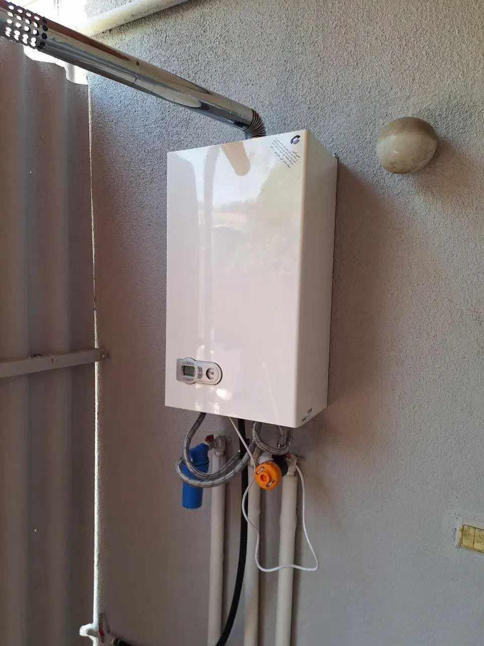 سرویس و تعمیر انواع آبگرمکن