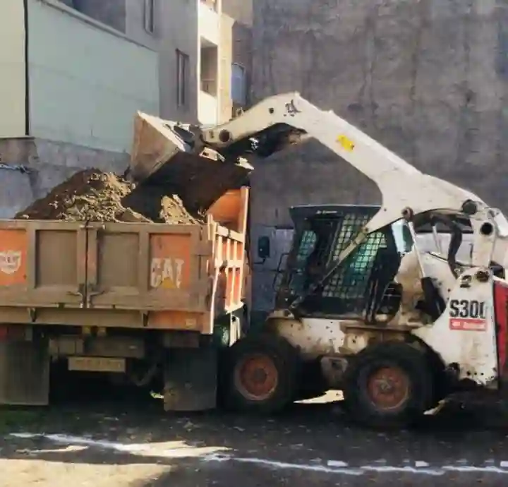 اجاره انواع بابکت مناسب خاکبرداری و عملیات ساختمانی