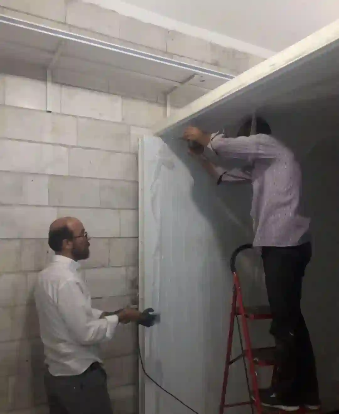 راه اندازی سردخانه در محل