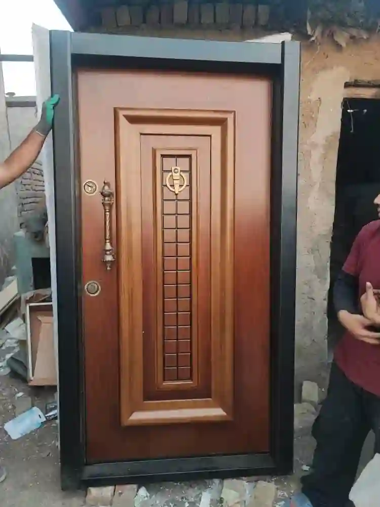 ساخت و نصب انواع دربهای ضد سرقت ایرانی و ترک به قیمت درب کارخانه
