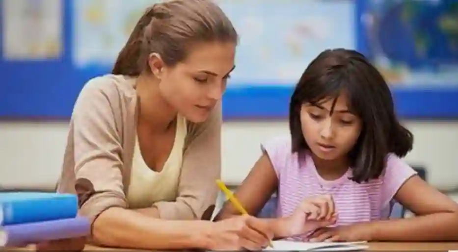 تدریس زبان ارمنی در مؤسسه سخن‌ برتر