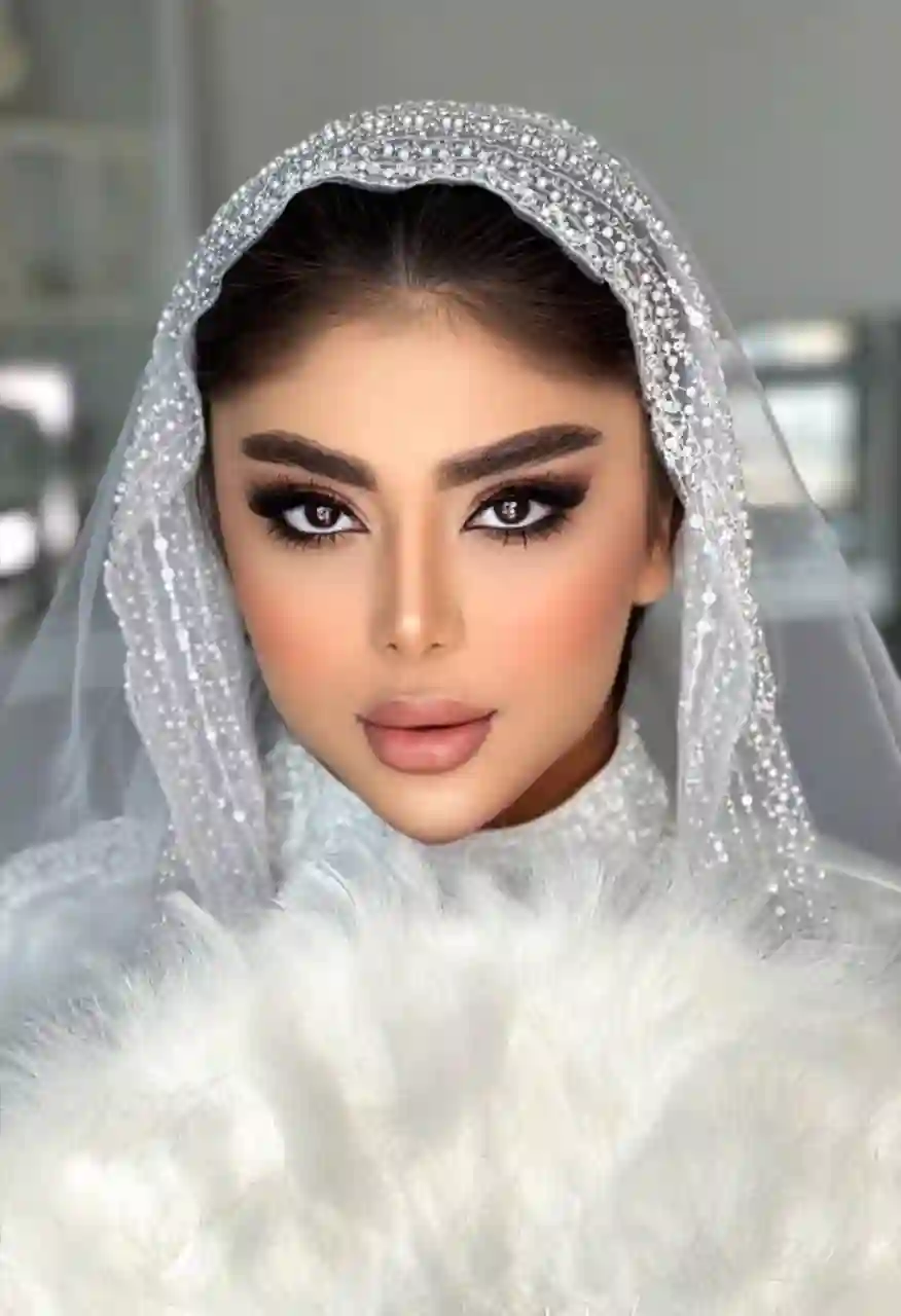 میکاپ و شنیون تخصصی عروس و همراه