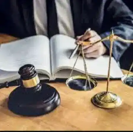 وکیل تخصصی حقوق کار و کارگری و کارفرمایی